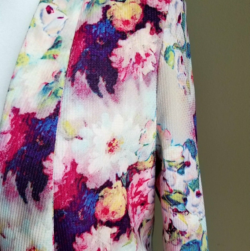 Flower Jacket - Picture 6 of 7